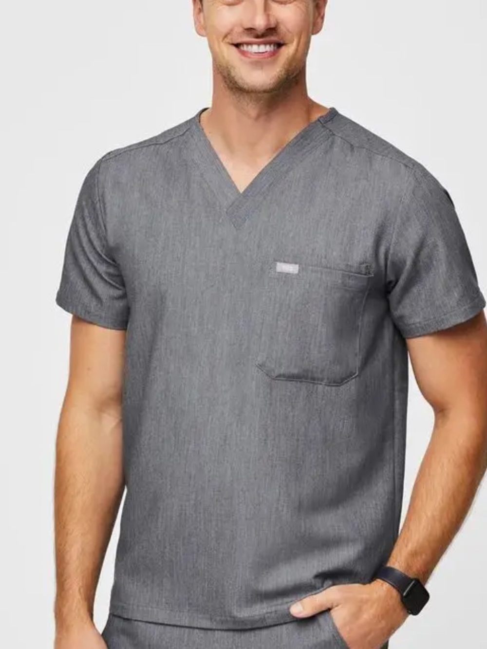 ·Figs· Gray Graphite Techincal Leon Scrub Top Size Medium